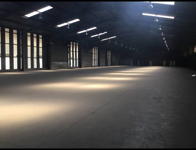 7,595M² WAREHOUSE FOR SALE IN WADEVILLE